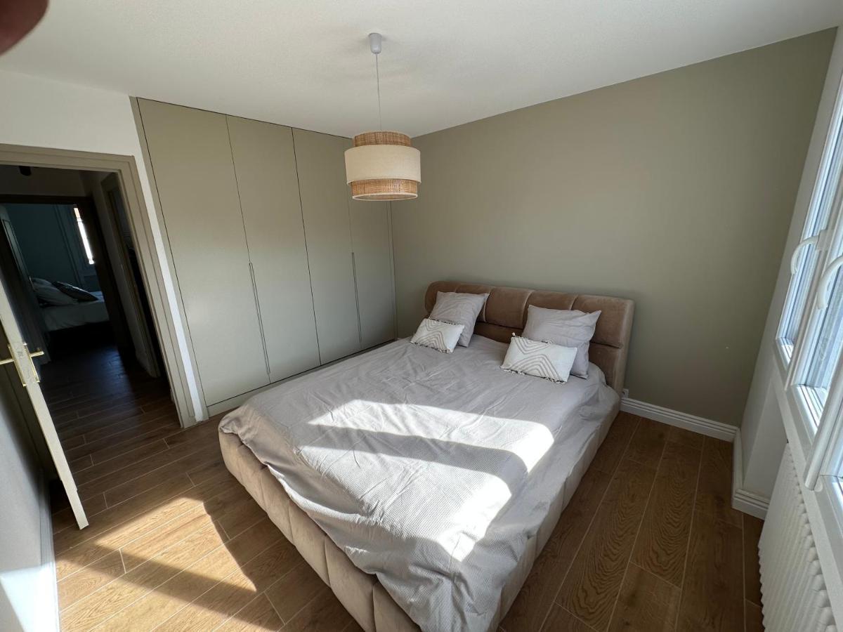 Apartamento Minois Saint-Genet-Lerpt Exterior foto