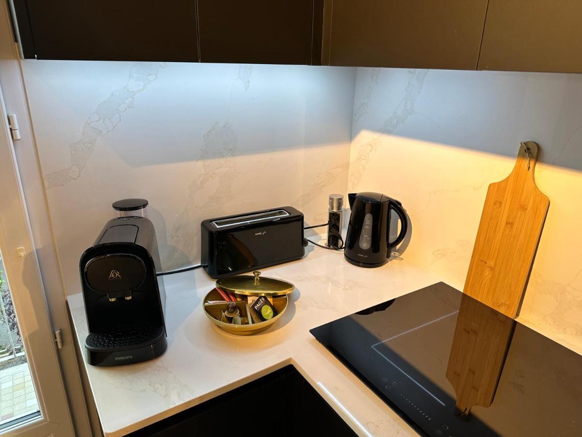 Apartamento Minois Saint-Genet-Lerpt Exterior foto